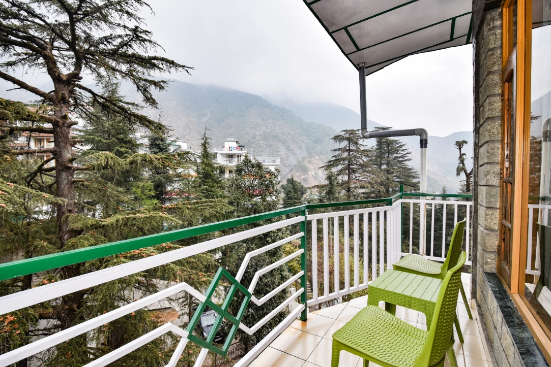 Sky Heaven Resort space, Dharamshala